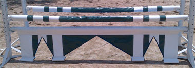 Triangle Aqueduct - White and Green